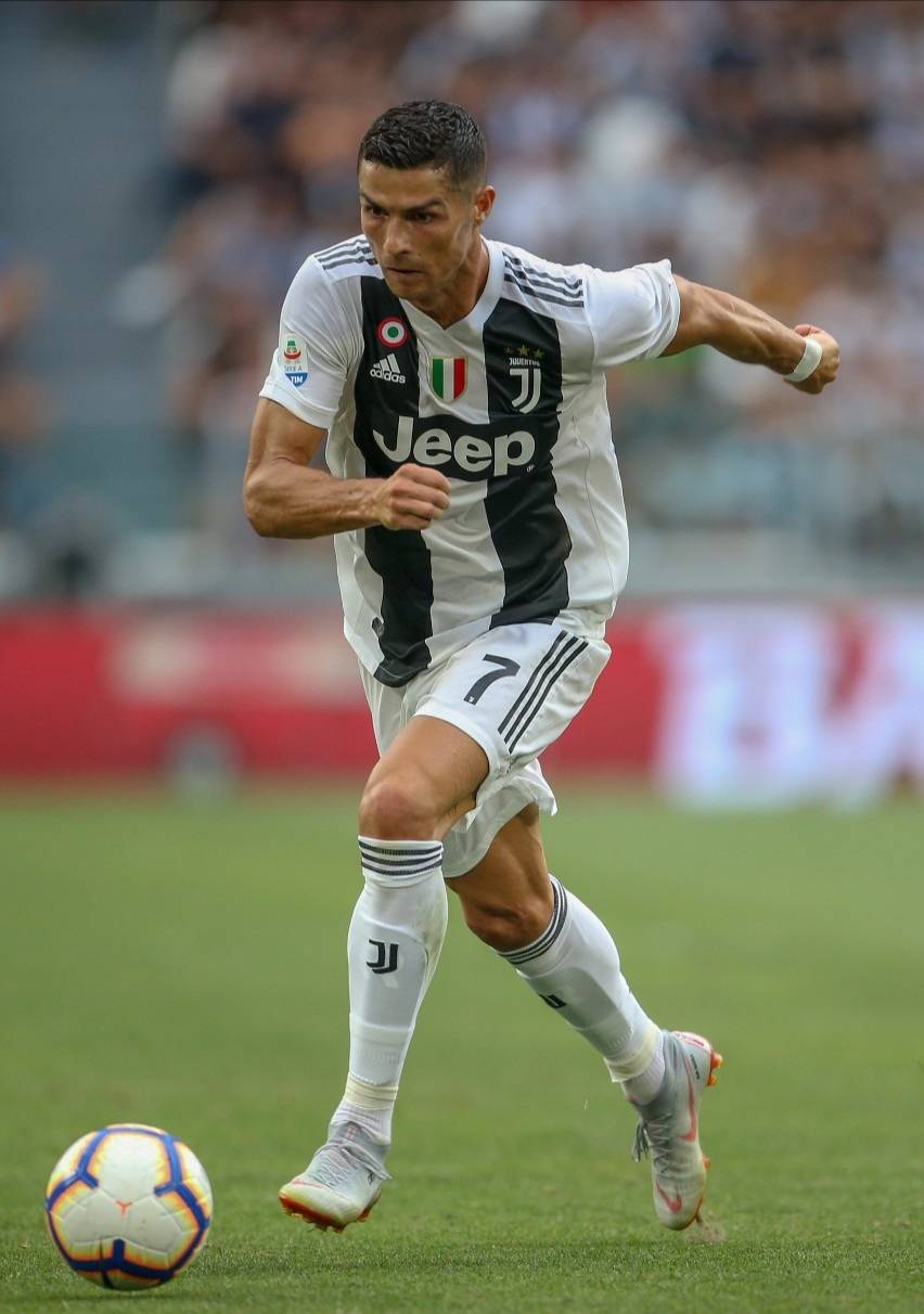 罗马训练开放日，赛前调整名单引欢呼，意甲在即，资深球员宣示担当(国际米兰意甲积分榜)-3377体育首页